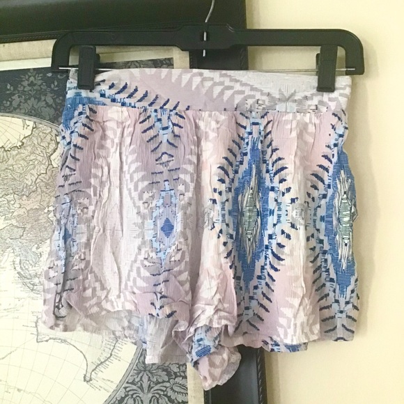 Flowy shorts - Picture 1 of 6